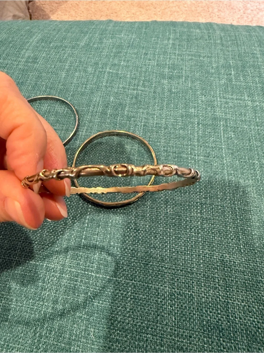 Vintage Taxco and Mexico Bangle Bracelets set of 3!  Beautiful silver bangles! - Picture 6 of 6